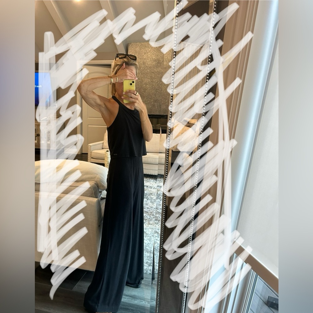 Sweaty Betty dark Gray jumper keyhole back